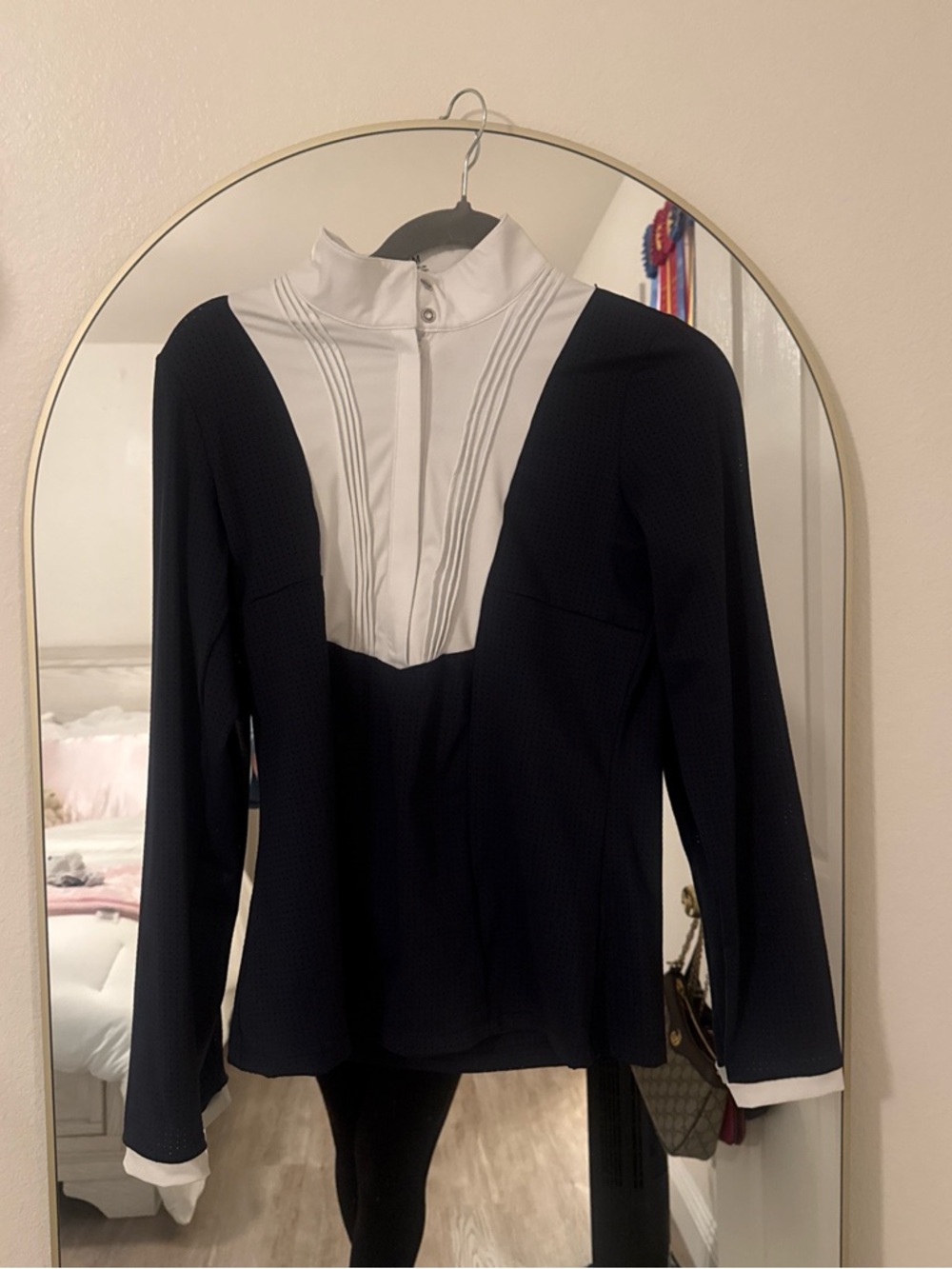 Women’s Two-Tone Long Sleeve Top with White Bib Detail
